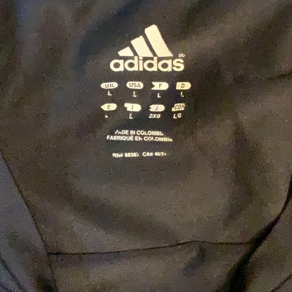 Adidas long sleeve shirt. Size large - Picture 2 of 3
